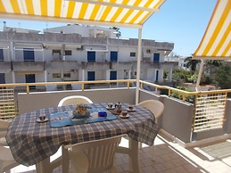 Charming Apartment Near Baia Verde Beach