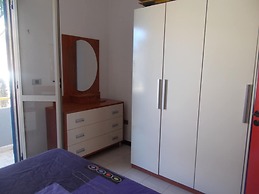 Charming Apartment Near Baia Verde Beach