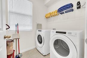 2059tropical 6 Bedroom Villa