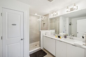 Spacious Davenport Retreat Near Disney 3 Bedroom Home