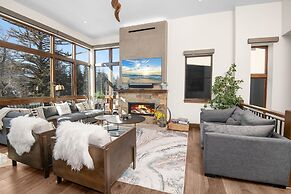 13 Waterfront Way 4 Bedroom Home