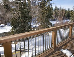 13 Waterfront Way 4 Bedroom Home