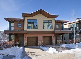 13 Waterfront Way 4 Bedroom Home