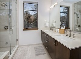 13 Waterfront Way 4 Bedroom Home