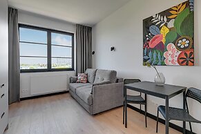 Doki Living & Foodhall by Downtown Apartments