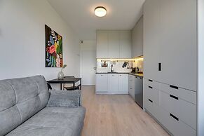 Doki Living & Foodhall by Downtown Apartments