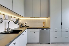 Doki Living & Foodhall by Downtown Apartments