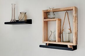 Doki Living & Foodhall by Downtown Apartments