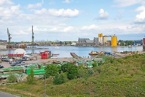 Doki Living & Foodhall by Downtown Apartments