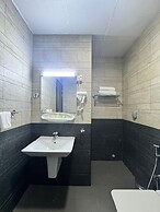 Claridge Star Hotel