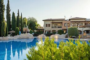 Perfect Getaway for 2 With Shared Pool