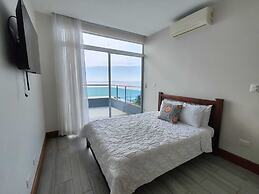 Puerto Azul Residences