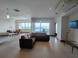 Puerto Azul Residences