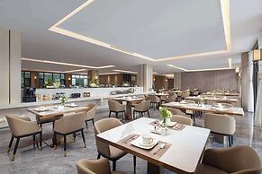 Days Hotel By Wyndham Xishuangbanna Jinghong