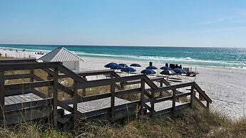 Prime Gulf View Condo Near top Attractions, Dining, & Beach Fun!