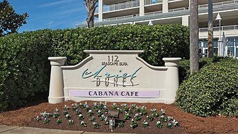 Prime Gulf View Condo Near top Attractions, Dining, & Beach Fun!