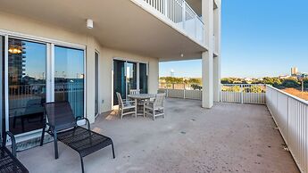 Prime Gulf View Condo Near top Attractions, Dining, & Beach Fun!