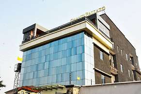 Grand Pallazo Hotel and Suites