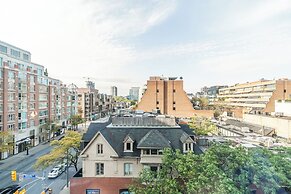 Yorkville Express Stays