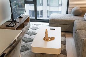 Yorkville Express Stays