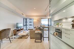 Yorkville Express Stays