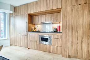 Yorkville Express Stays