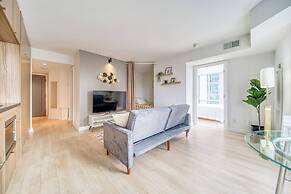 Yorkville Express Stays