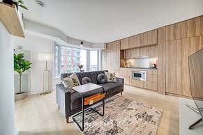 Yorkville Express Stays