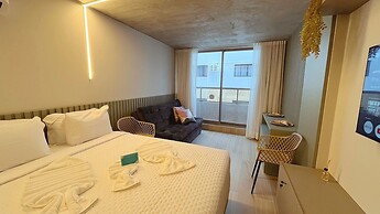 Setai Yacht Luxury - by Almare