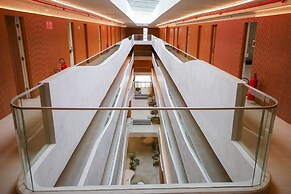 Setai Yacht Luxury - by Almare