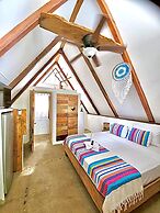 Kin Resort Lodge