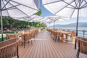 Luxury Bungalow Lake view Cajititlan