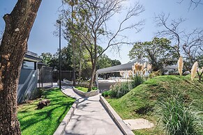 Luxury Bungalow Lake view Cajititlan