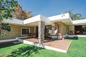 Luxury Bungalow Lake view Cajititlan