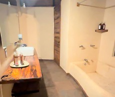 Taanah Hotel & Glamping