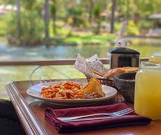 Taanah Hotel & Glamping