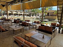 Taanah Hotel & Glamping
