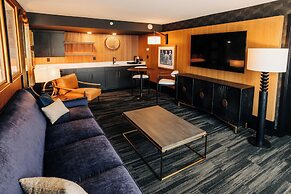 The Trail Hotel