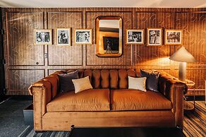 The Trail Hotel