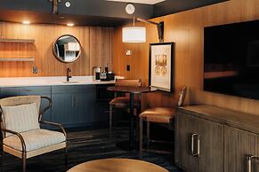 The Trail Hotel