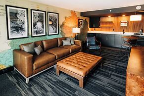 The Trail Hotel