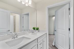 Ultimate 10 Bed Luxury Retreat With Epic Playroom