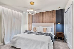 Ultimate 10 Bed Luxury Retreat With Epic Playroom