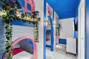 Ultimate 10 Bed Luxury Retreat With Epic Playroom