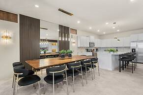 Ultimate 10 Bed Luxury Retreat With Epic Playroom