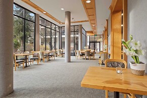 Bonneville Hot Springs Resort & Spa