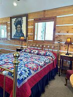 Moore's Old Pine Inn