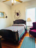 Moore's Old Pine Inn