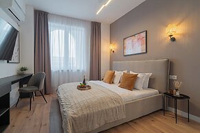 Loggia & Luxe 5BR Penthouse in Universitatii Area