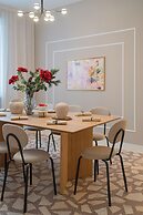 Loggia & Luxe 5BR Penthouse in Universitatii Area